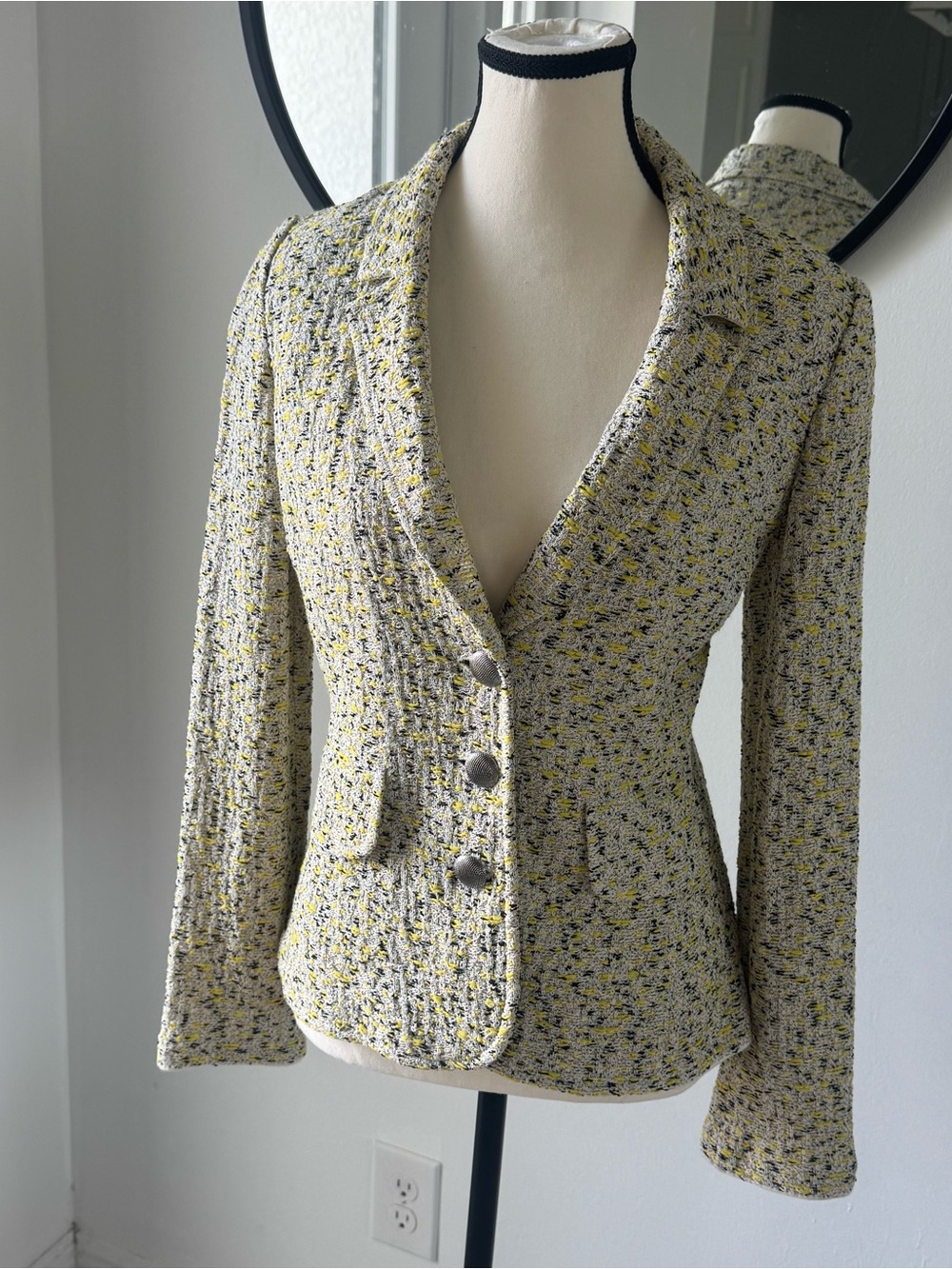 St. John Cream and Yellow Speckled Tweed Blazer